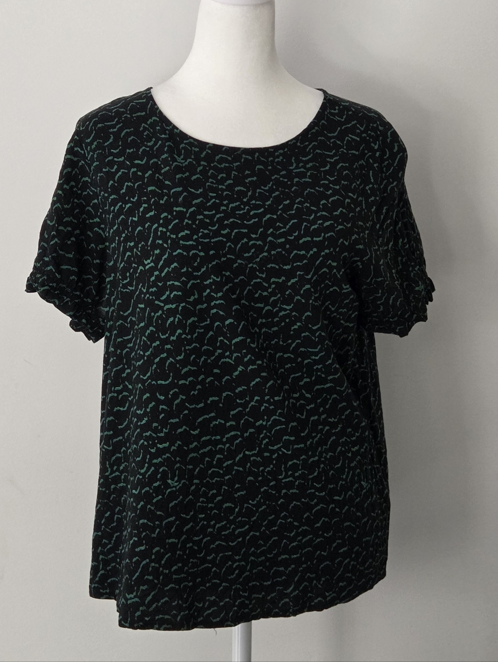 Womens Black Short Sleeve Top with Teal Print